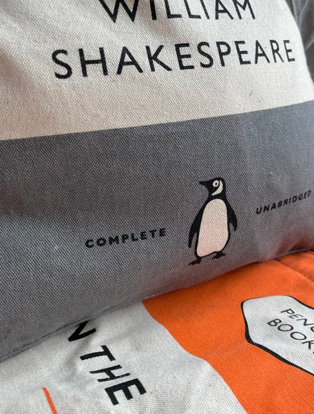 Penguin Books Canvas Tote Bag - Macbeth by William Shakespeare