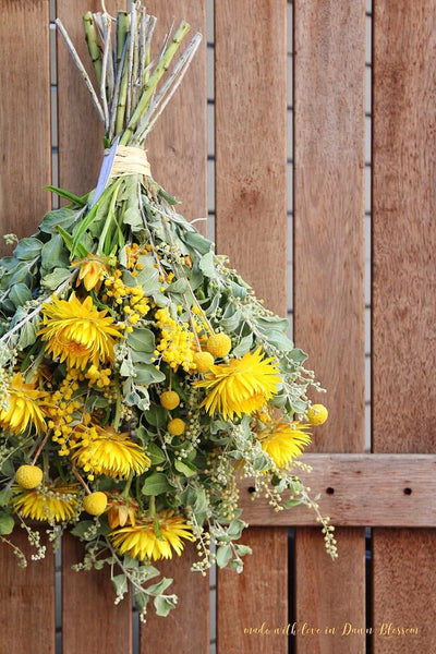 Custmised Dried Flowers Bouquet